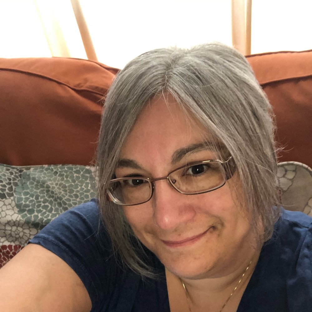 Meet your Posher, Lynn
